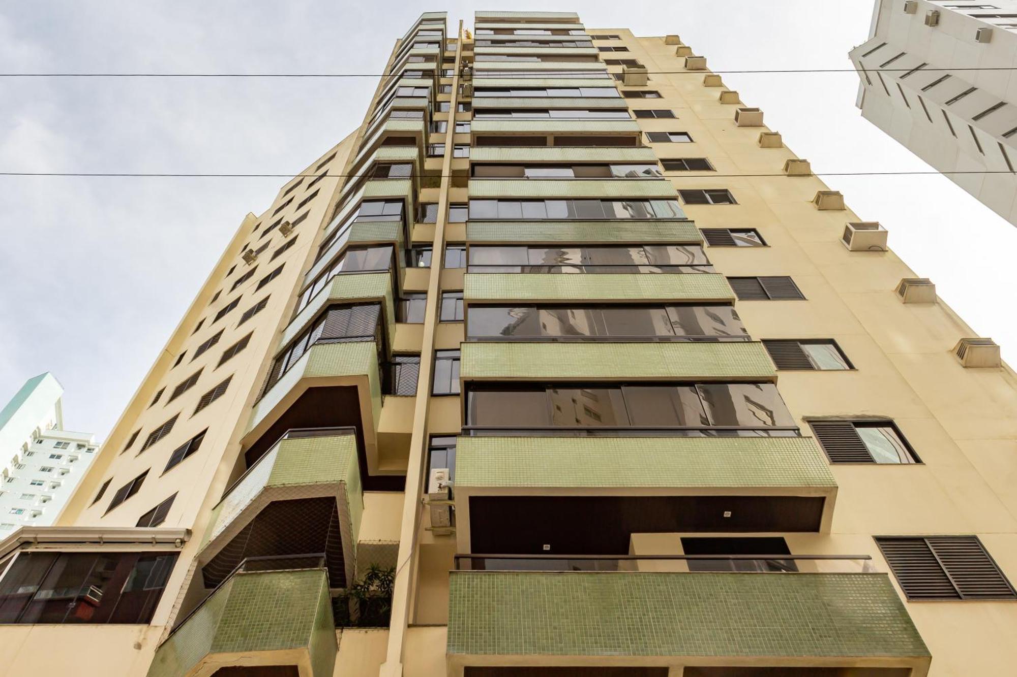 Apto A 50M Da Praia Em Balneario Camboriu P825 Daire Dış mekan fotoğraf