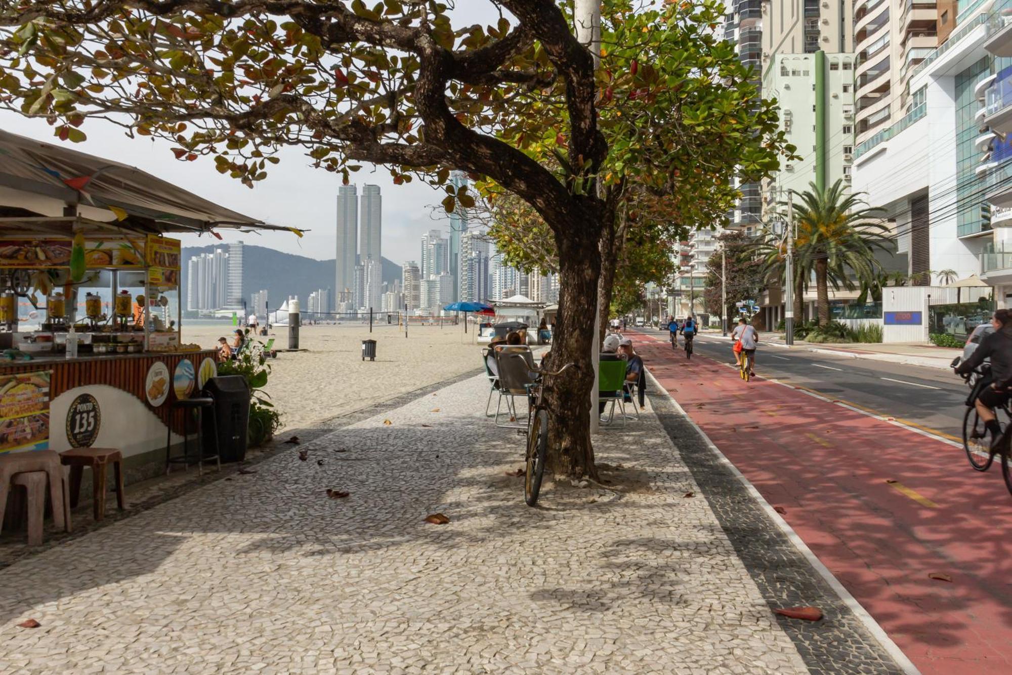 Apto A 50M Da Praia Em Balneario Camboriu P825 Daire Dış mekan fotoğraf